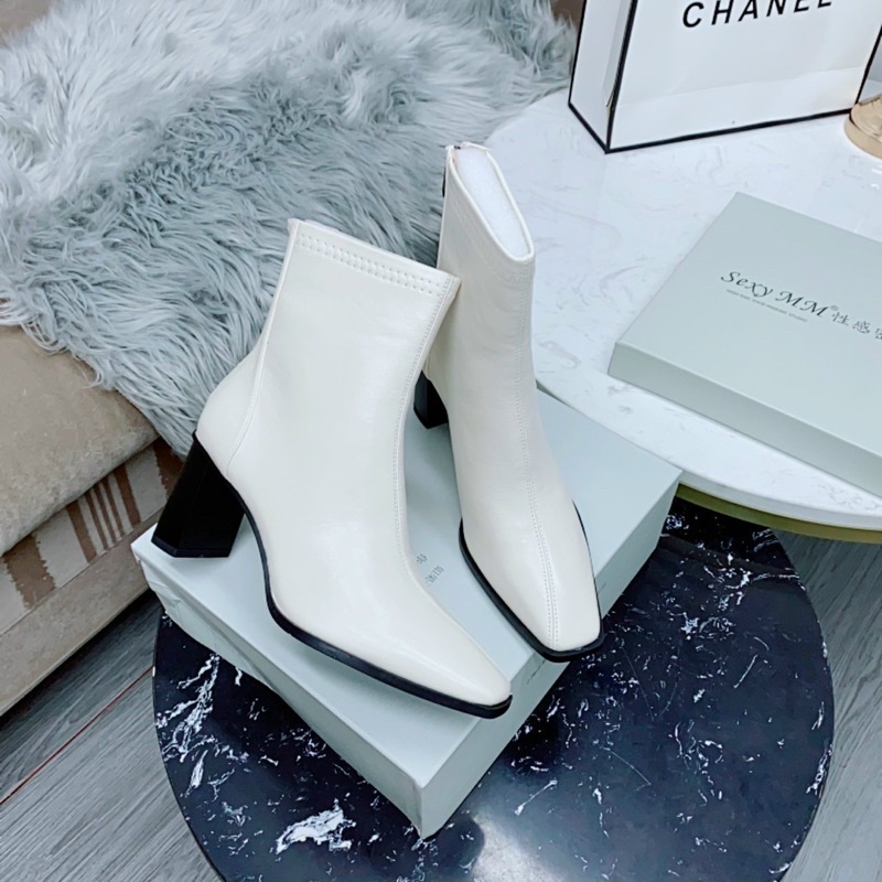 Boot lửng da mềm gót vát mũi trơn