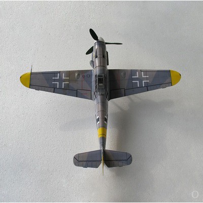 Mô hình lắp ráp máy bay chiến đấu BF-109 của Đức mô hình giấy 1:32