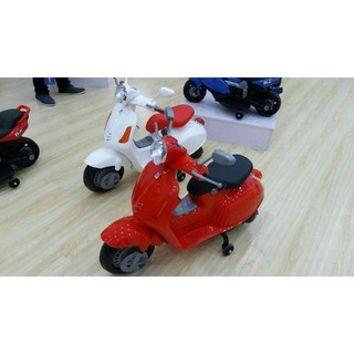 XE MÁY ĐIỆN VESPA CHO BÉ