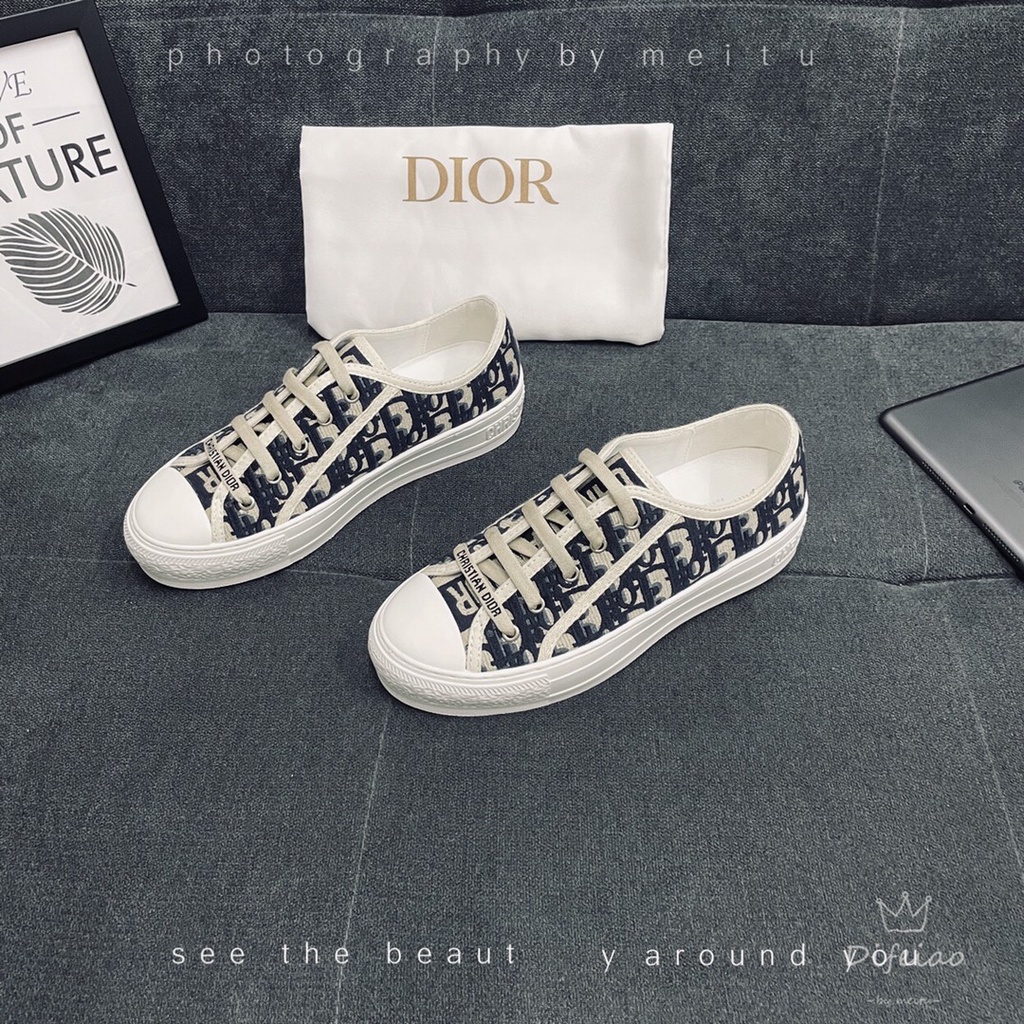 Giày SNEAKER 2022 Vải Cotton Thêu Họa Tiết Mới