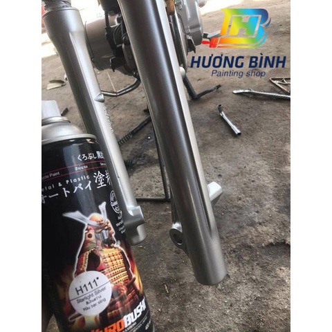 Sơn xịt SAMURAI màu Bạc Sáng - H111 ( thường dùng để sơn lốc máy các dòng xe Honda) (400ml)