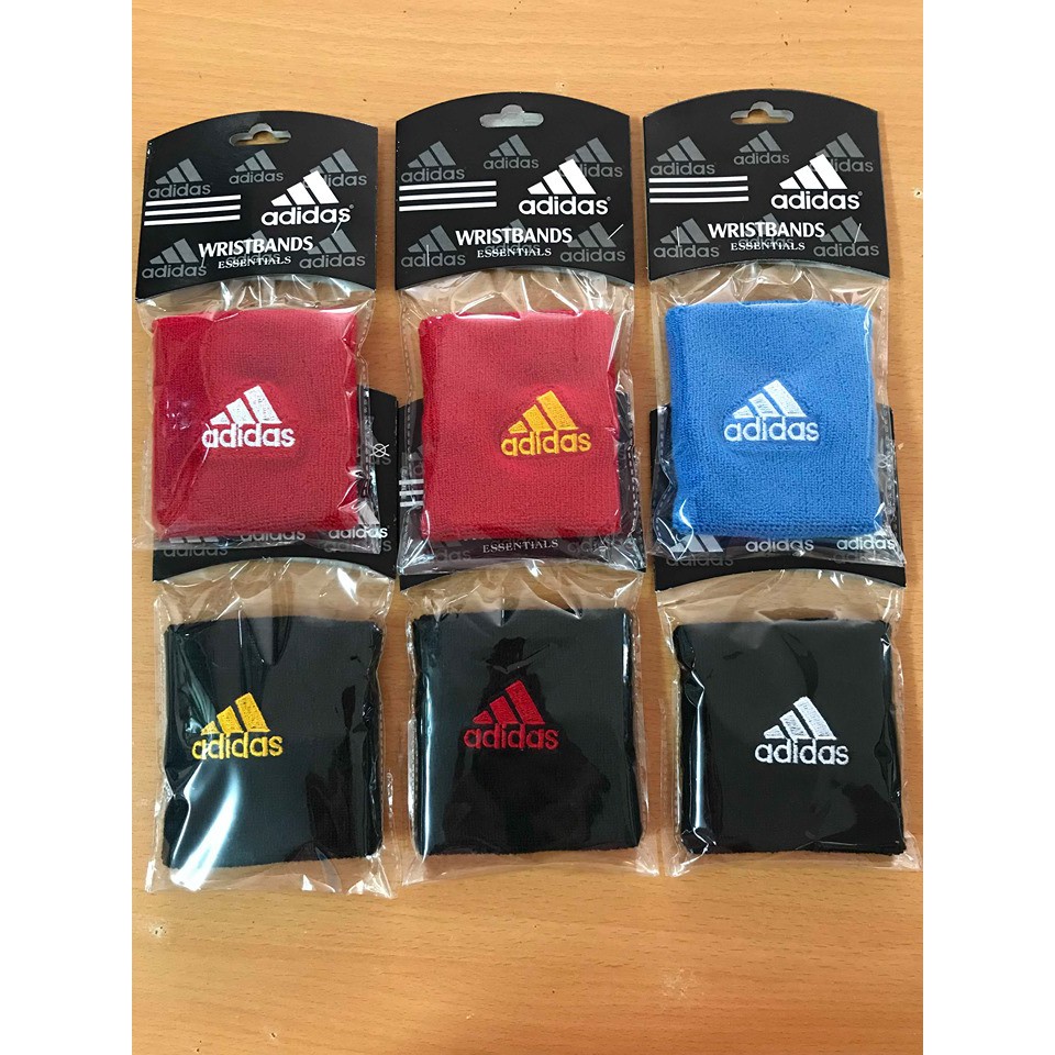 Chặn mồ hôi Adidas