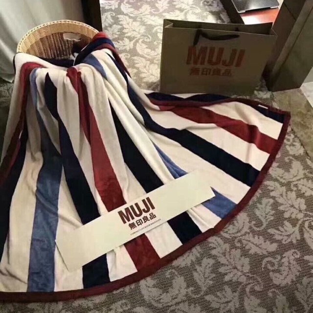 Chăn muji