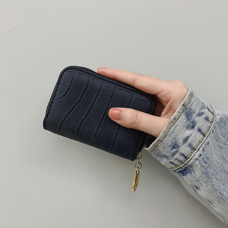 Ví Ngắn Nữ Cầm Tay Đựng Thẻ Khóa Kéo Sọc Da Vân Hot Trend V559 Kiểu Dáng Dễ Thương Phong Cách Hàn Quốc - Hazo