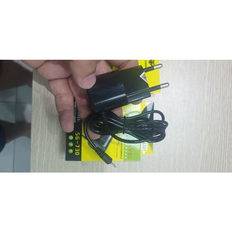 Sạc chân kim 6101 hàng kim cương mã 730.bảo hành 12 tháng