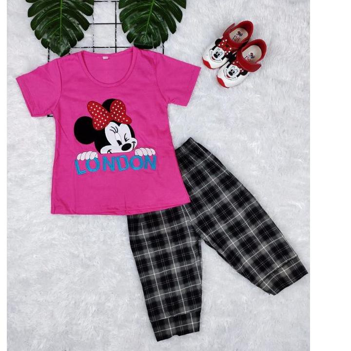 Gối Ôm Hình Chuột Mickey Đáng Yêu Cho Bé 1-5 Tuổi