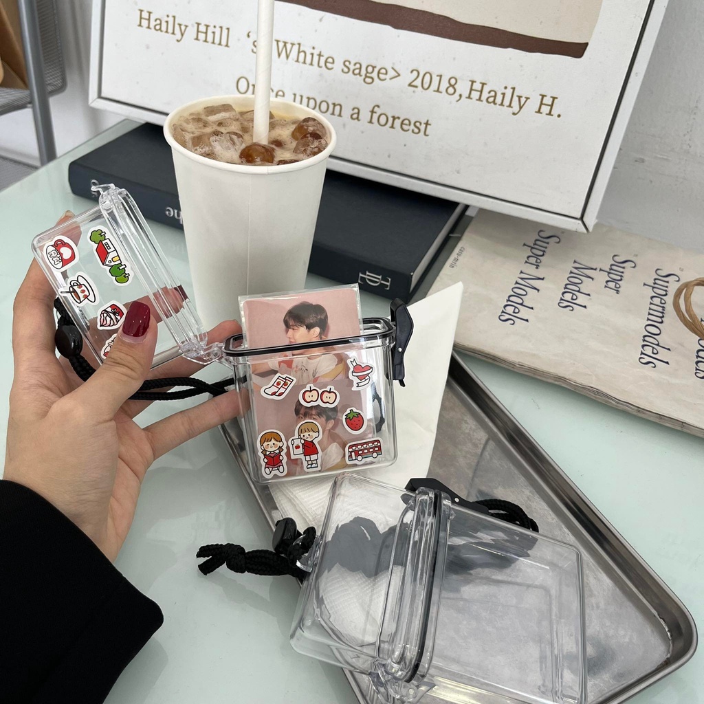 HỘP ĐỰNG MINI PHOTOCARD ĐEO CHÉO