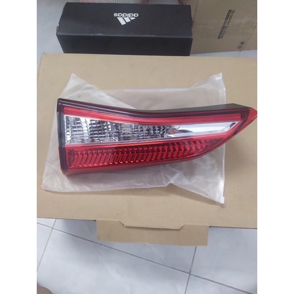 Đèn hậu cốp Vios ko led (2019-2020)