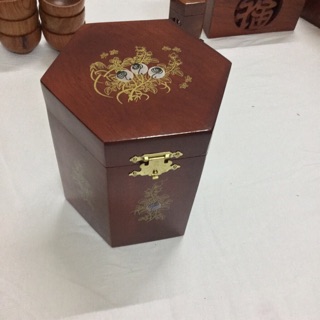 Hộp đựng trà lục giác