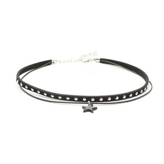 Choker đen ngôi sao