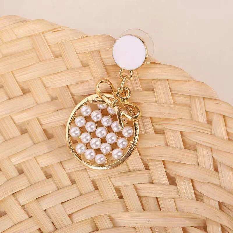 Đôi Khuyên Tai Tua Rua Đính Ngọc Trai Thời Trang Cho Nữ