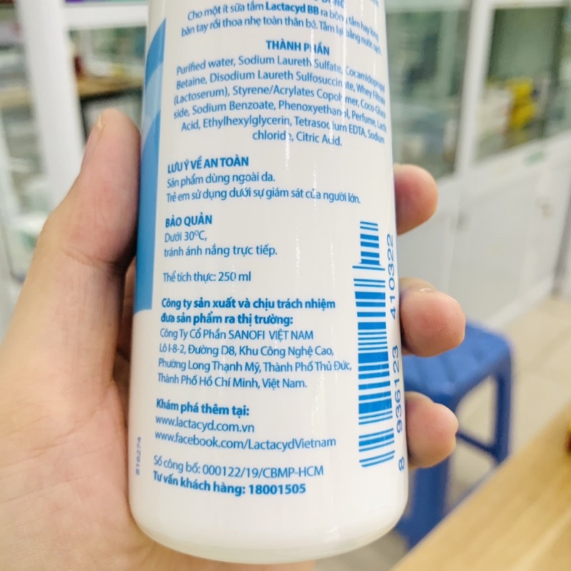 Sữa tắm Lactacyd BB chống rôm sảy cho bé, hăm kẽ, nhiễm trùng da (250ml)