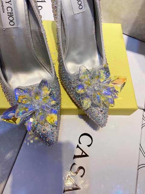 Giầy cao gót hoa đá Jimmichoo
