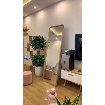 Gương đứng soi toàn thân viền gỗ giá rẻ