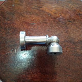 Hít cửa chống va đập