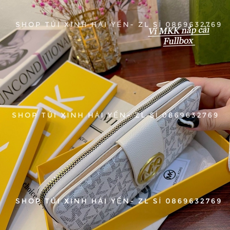 Ví dài cầm tay, ví mk cúc bấm logo nổi,đựng thẻ tiện dụng thời trang cute