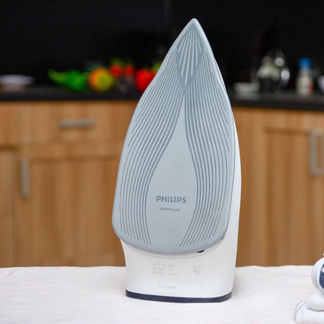 Bàn ủi Philips GC 160
