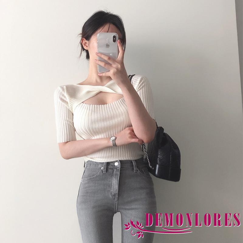 Áo Thun Nữ Ngắn Tay Cổ Tròn Khoét Lỗ Thời Trang