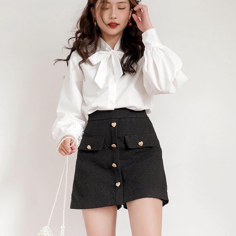 Quần váy dạ cúc tim Naked by V - Heart Skort