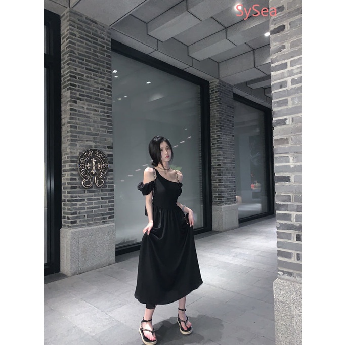 Đầm Đen Bất Đối Xứng Thời Trang Mùa Hè