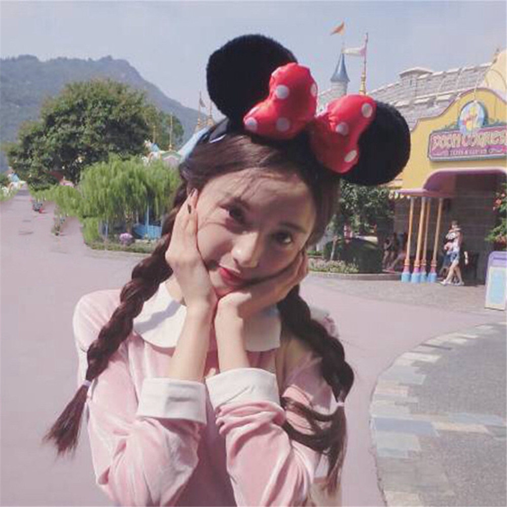 Băng Đô Cài Tóc Hình Tai Chuột Mickey/ Minnie Có Đèn LED Phong Cách Công Chúa Cho Trẻ Em