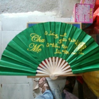 Quạt lụa thư Pháp, nan quạt dài 32 cm