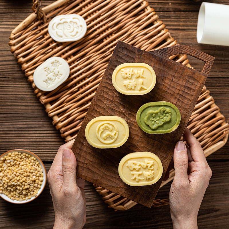 Bộ Khuôn Làm Bánh Trung Thu 3D 4 Con Dấu 50g Bằng Tay