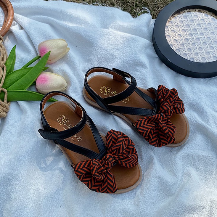 Giày Sandal Đế Mềm Chống Trượt Cho Bé Gái