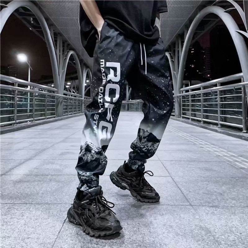 Dynamic Korean style long pants for men | BigBuy360 - bigbuy360.vn