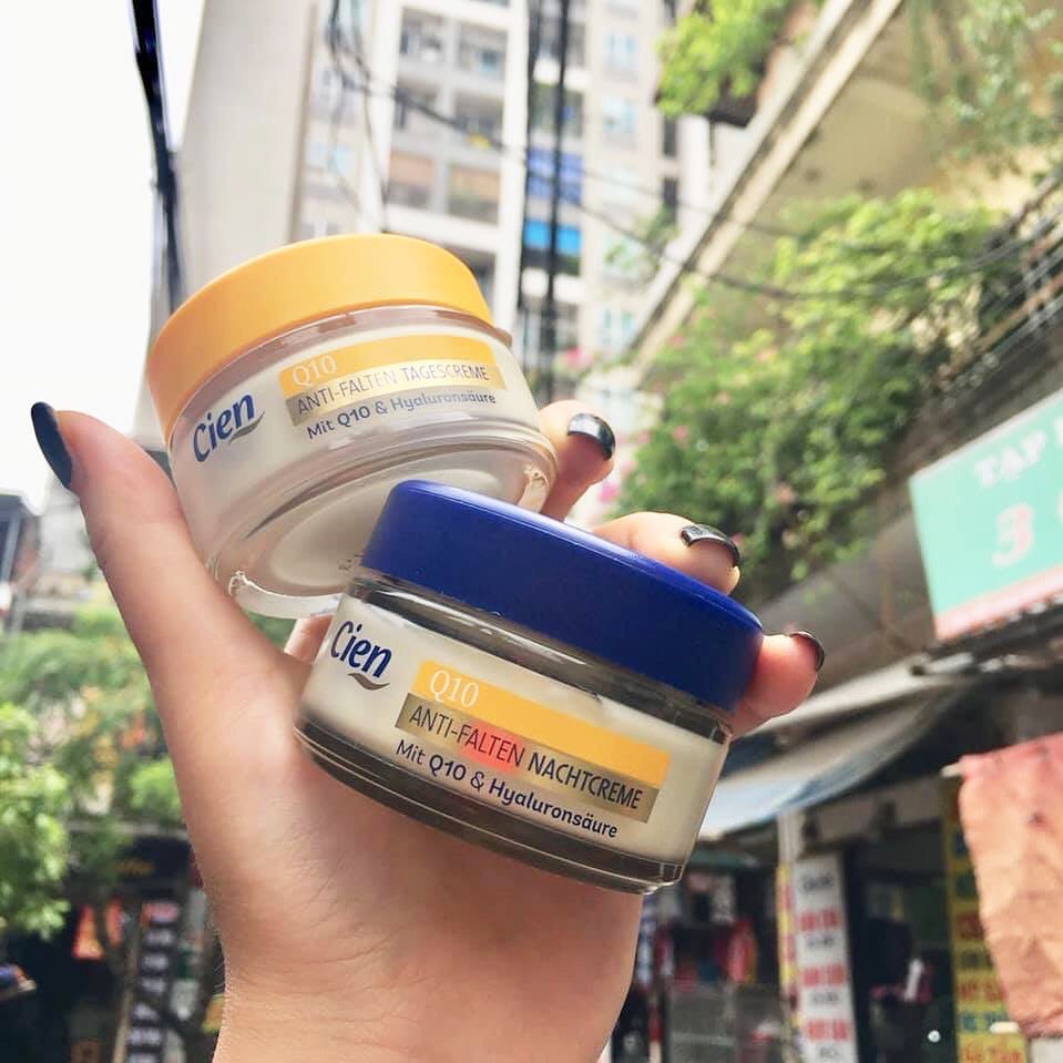 Bộ 2 kem dưỡng ngày và đêm Cien Q10 - Hũ thủy tinh (Mẫu mới)