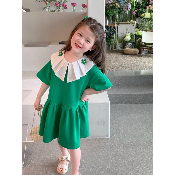Váy xinh cổ trắng phối hoa xanh cho bé gái
