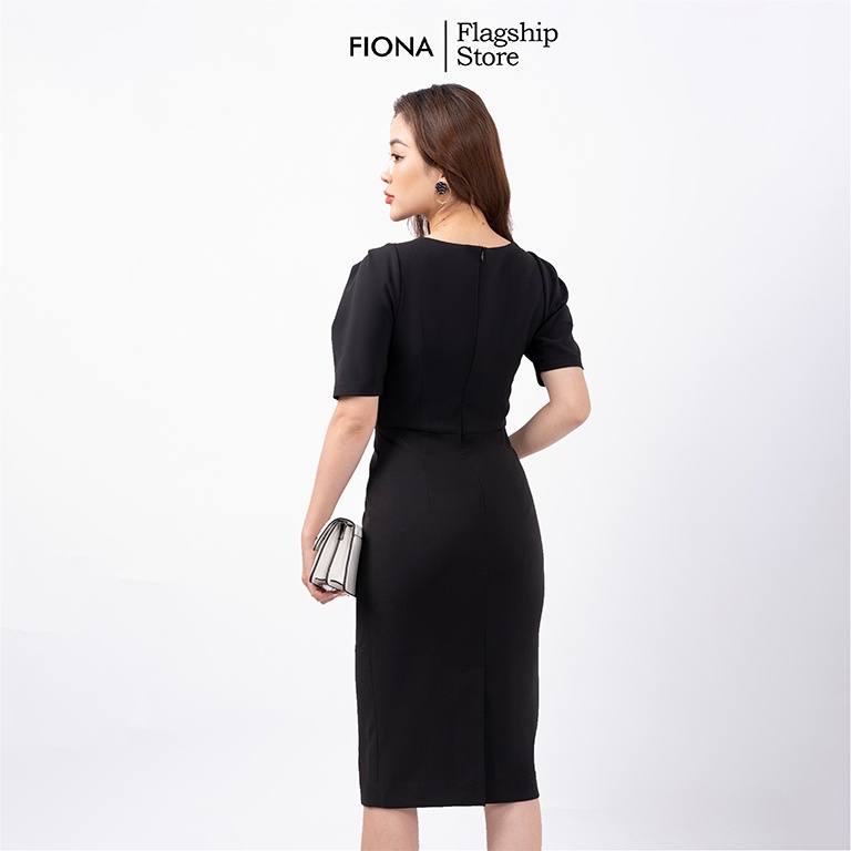 Đầm nữ dáng ôm Fiona, Váy body cổ phối trước ngực đính hoa trang trí FIONA F452248
