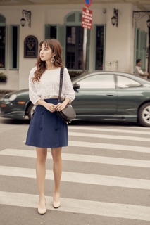 Chân váy A phối nút