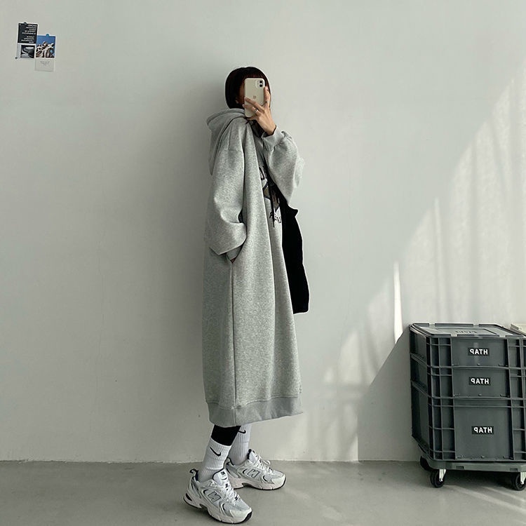 Đầm hoodie tay dài dáng rộng vải nhung mỏng phong cách thu đông thời trang cho nữ