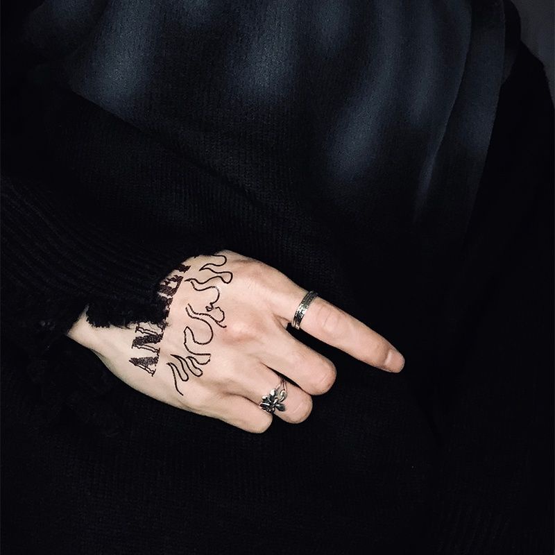 Nhẫn khắc số la mã thiết kế thời trang cho cặp đôi