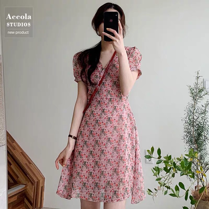 Đầm hoa nhí vintage cổ tim ngắn tay dáng suông Hàn Quốc - Roxie | BigBuy360 - bigbuy360.vn