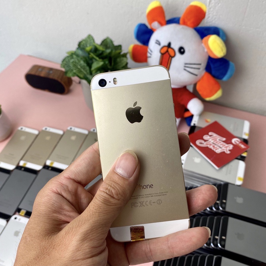 iPhone 5S phiên bản 32GB bản Quốc Tế Nhỏ Gọn Nghe gọi tốt youtube tiktok game online tốt giá rẻ MR CAU