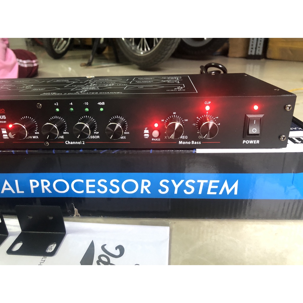 Máy nâng tiếng karaoke Idol 300plus mẫu mới