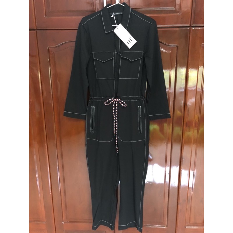 Jumsuit đen Zara