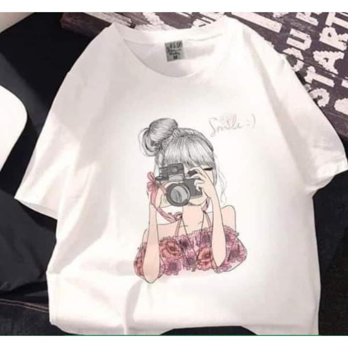 Áo thun nữ ngắn tay, Áo phông Unisex màu trắng - hoạ tiết 3D hình cô gái cầm máy ảnh ་