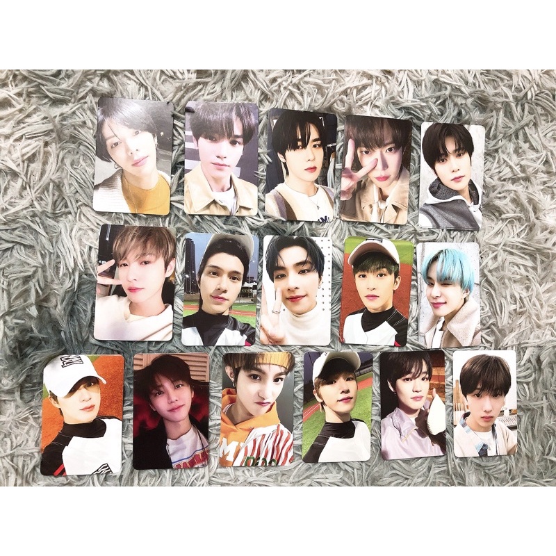 Bộ ảnh Selfie trong set NCT Universe random