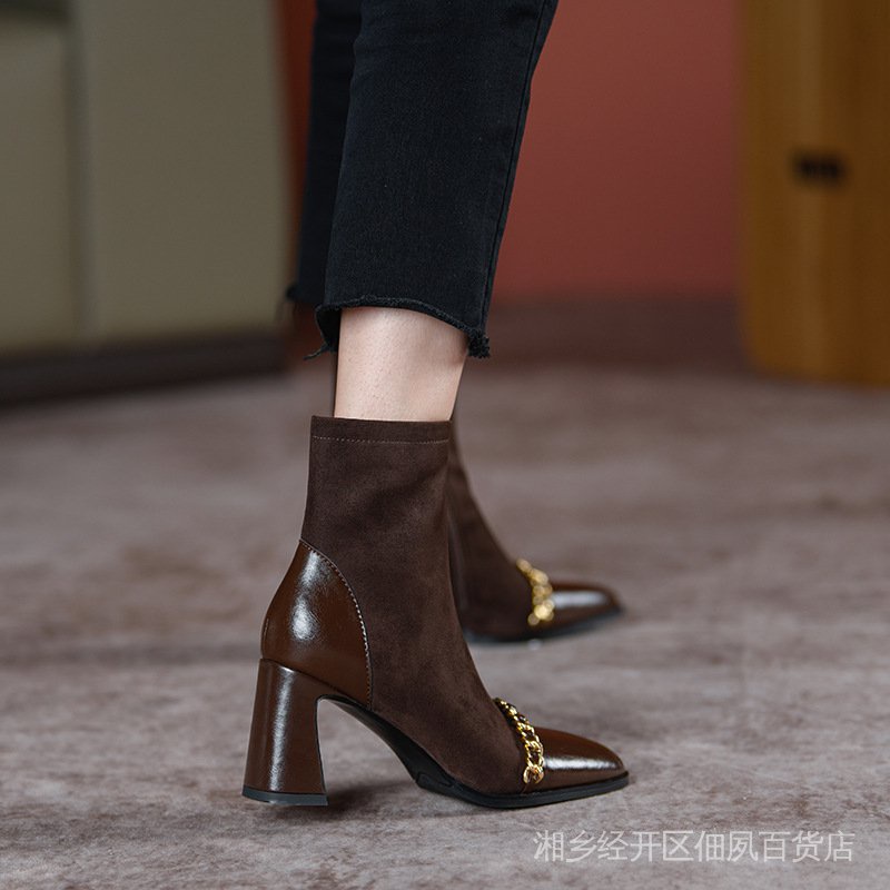 Giày Bốt Mỏng Cao Gót Mũi Vuông Màu Nâu Phong Cách Pháp Thời Trang Mùa Thu 2022 Mới