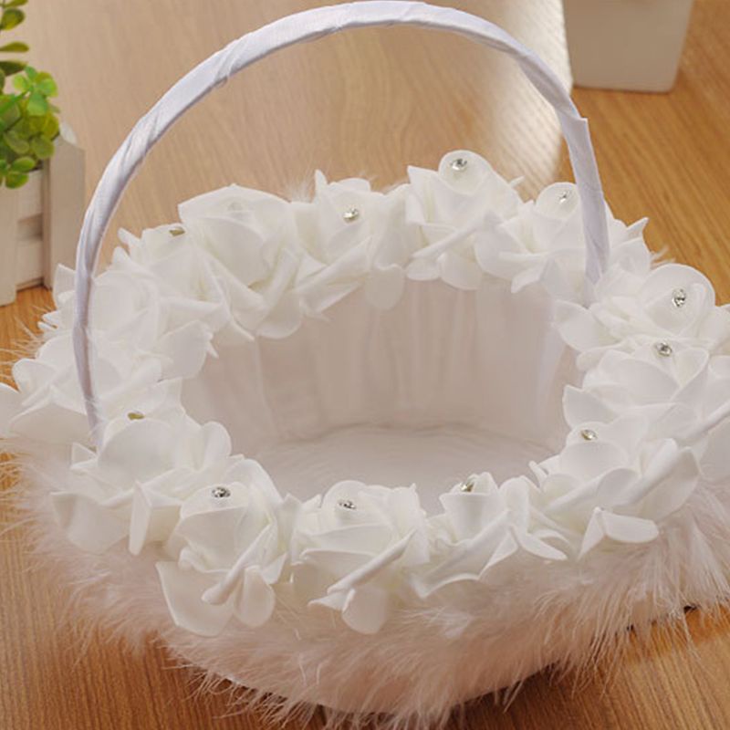 Giỏ Hoa Hồng Bằng Xốp Trang Trí Tiệc Cưới Lãng Mạn