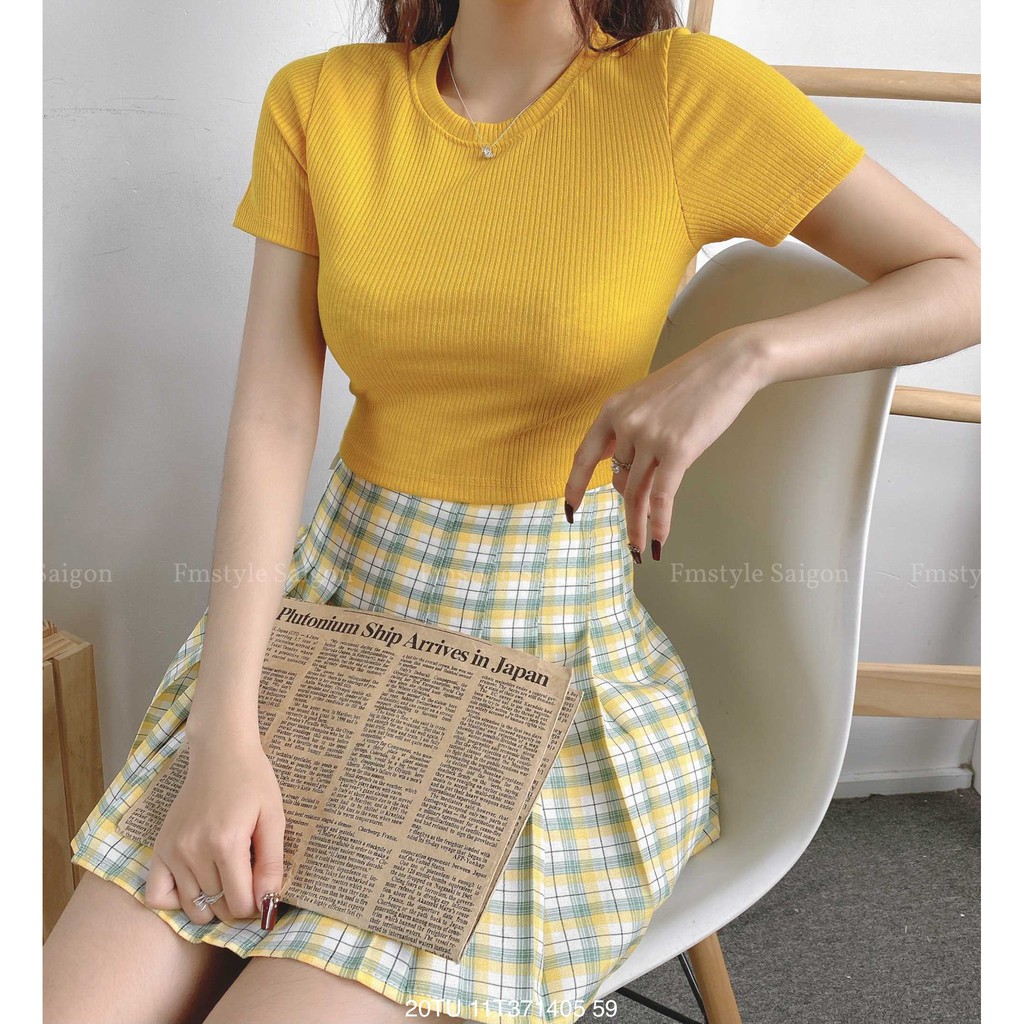 [Mã WASKT410K giảm 10K đơn 50K] Áo thun gân tay ngắn trơn croptop Ulzzang nữ Fmstyle Saigon 20TU11T371405 | BigBuy360 - bigbuy360.vn