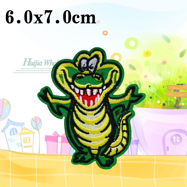 Miếng dán trang trí kiểu ủi/thêu hình hoạt hình ngộ nghĩnh 4 cái