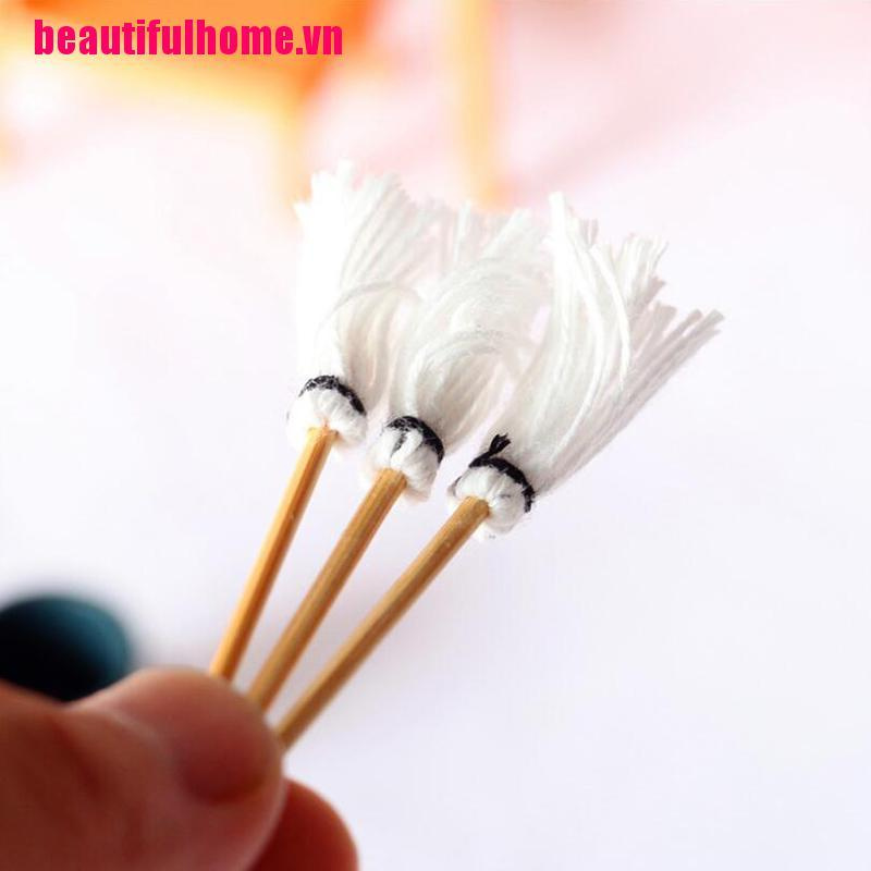 Xô Và Bàn Chải Mini Tỉ Lệ 1 / 12 Cho Búp Bê