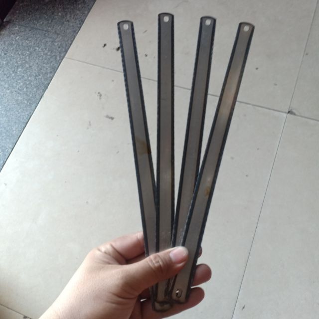 LƯỠI CƯA SẮT 2 MẶT MÀU ĐEN DÀI 30CM