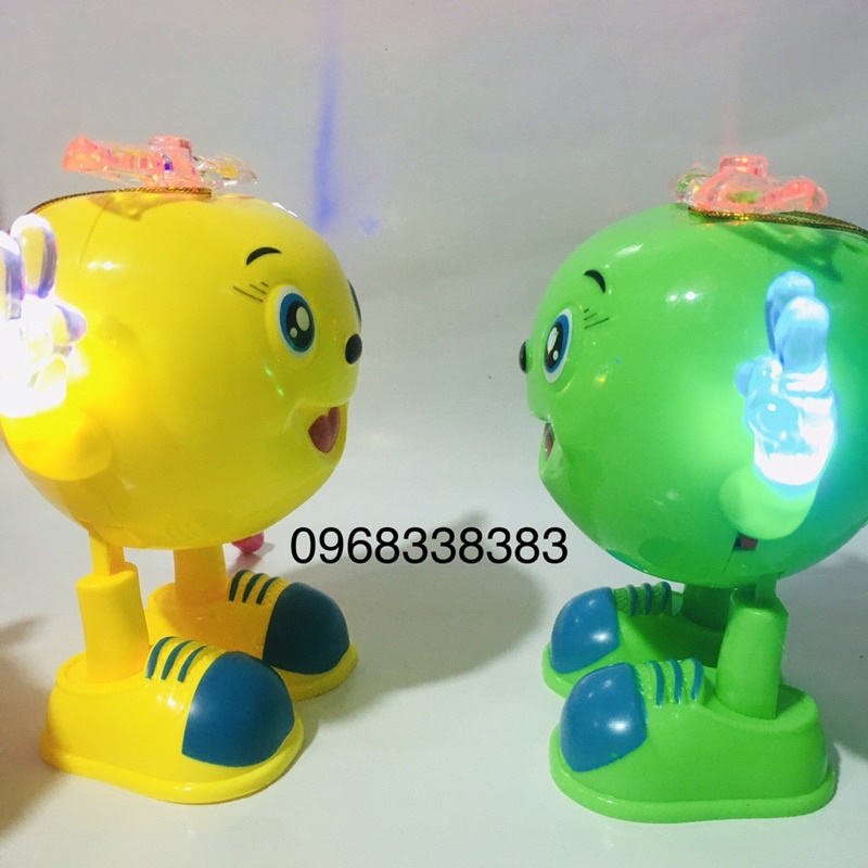 Lồng đèn trung thu,hình trái táo .Có nhạc ,đèn nhấp nháy, có tay cầm, màu sắc nét. Đồ chơi hót năm 2022 cho bé yêu