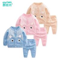 Bùi Tuyết Nhung combo áo len khách