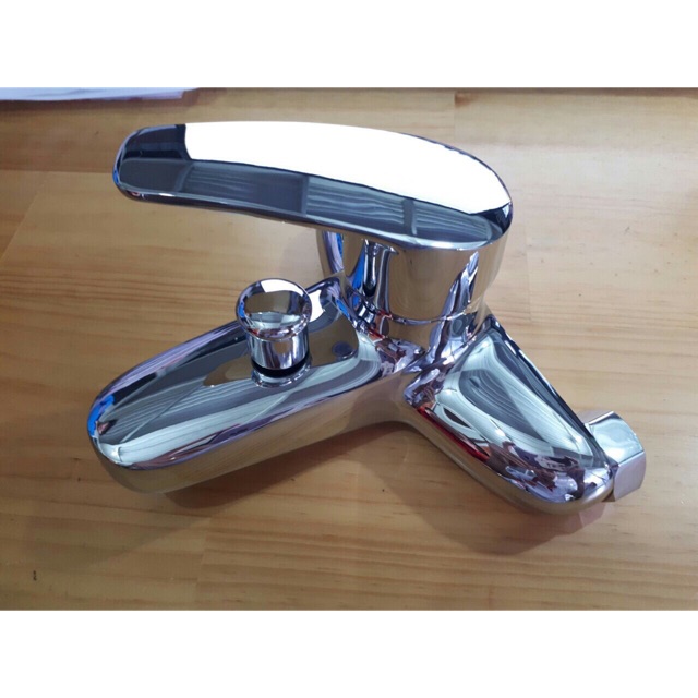 Củ sen tắm nóng lạnh đồng thau (không dây+tay+cài)